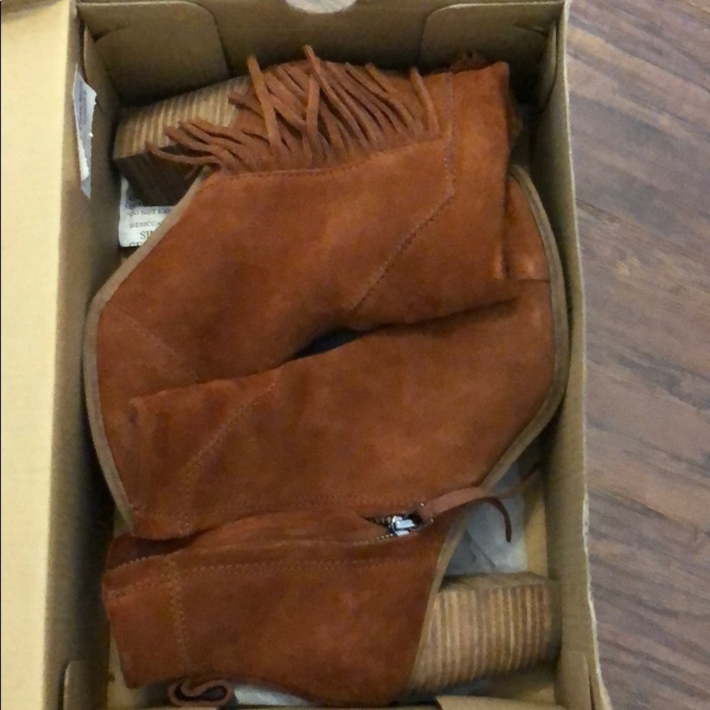Toms Booties